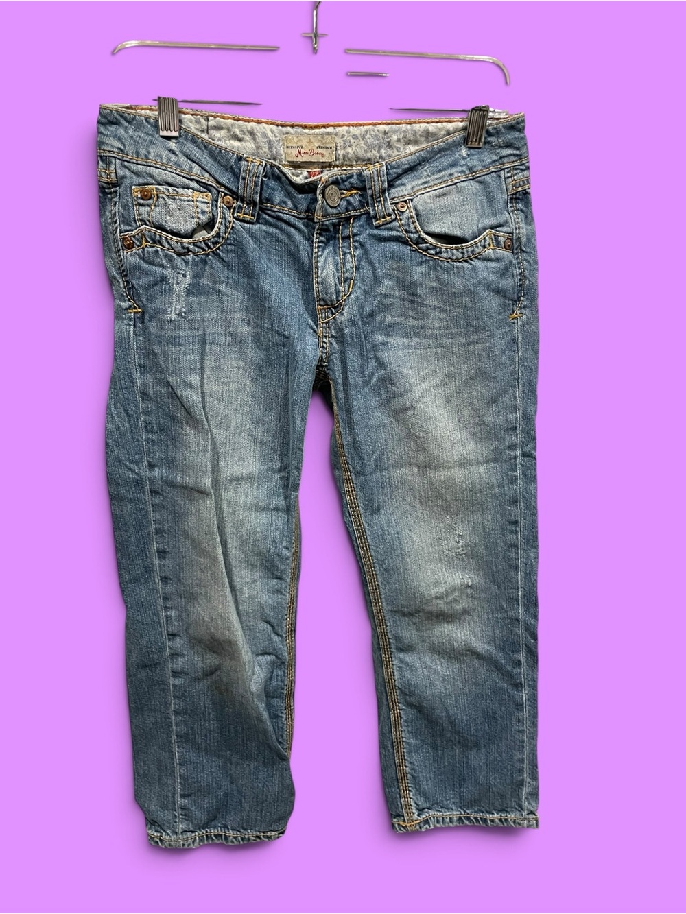 Cute vintage Y2K distressed ultra low rise capri jeans Miss Bisou indie sleaze